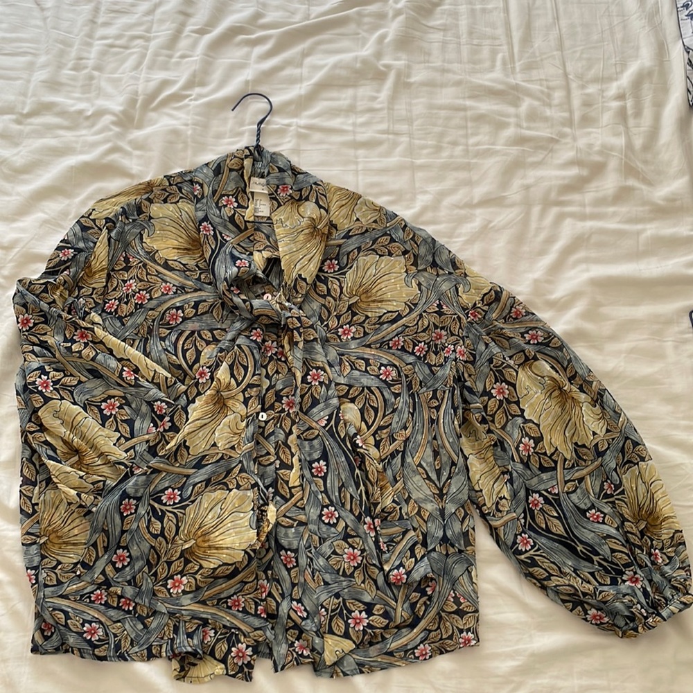 2/$20 Blouses with ballon sleeve